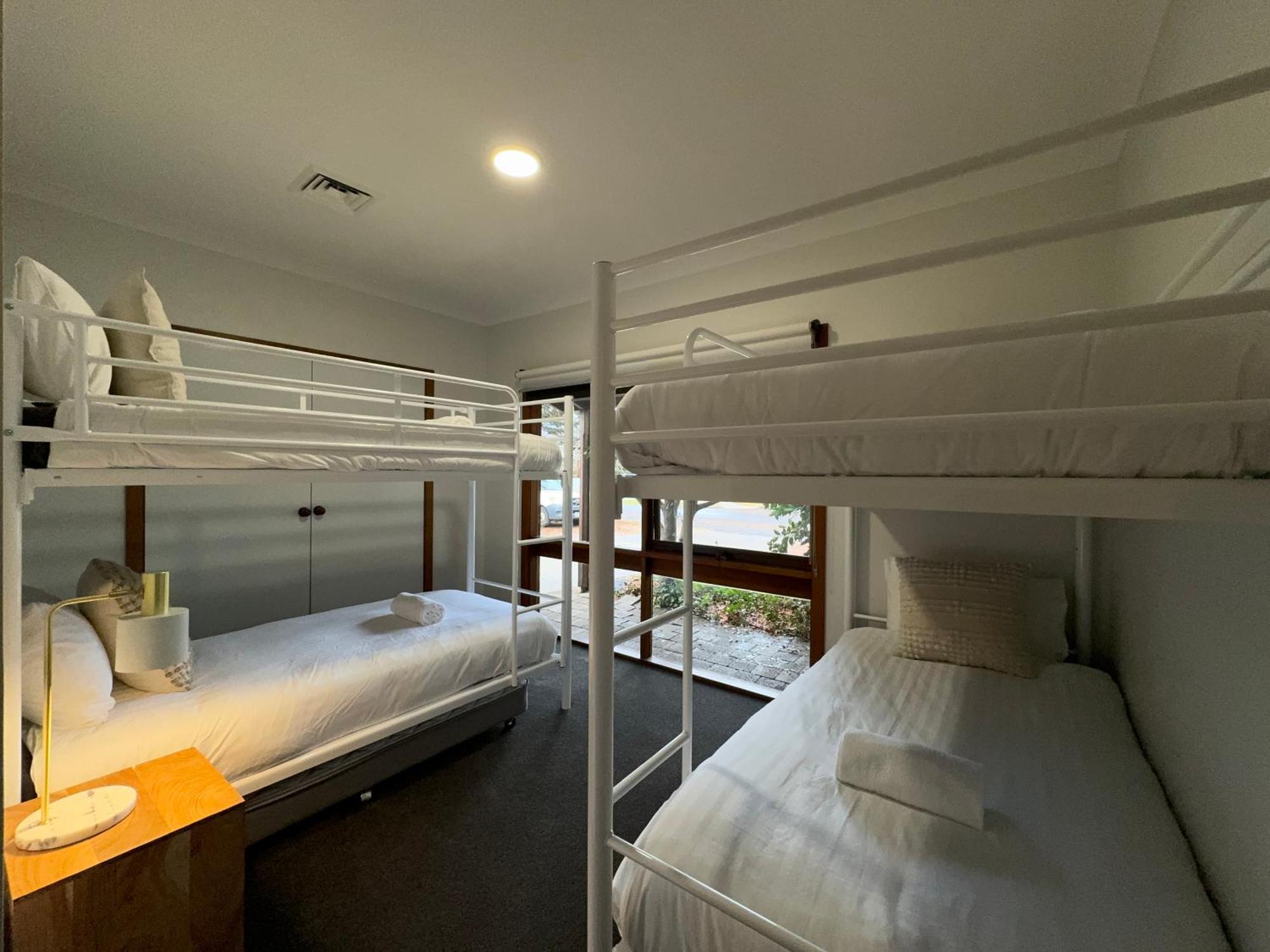 Big4 Tasman Holiday Parks - Bright Bilik gambar